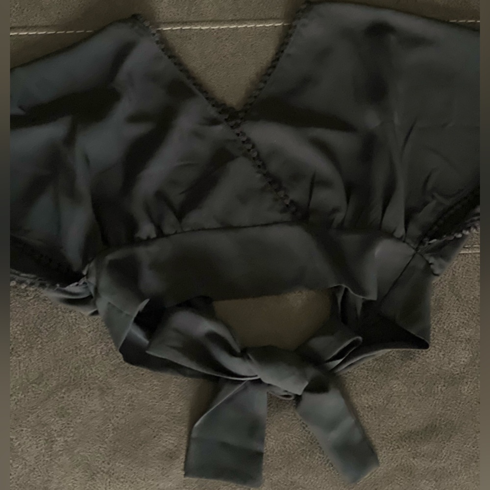 Cute top from shein! - Picture 2 of 4